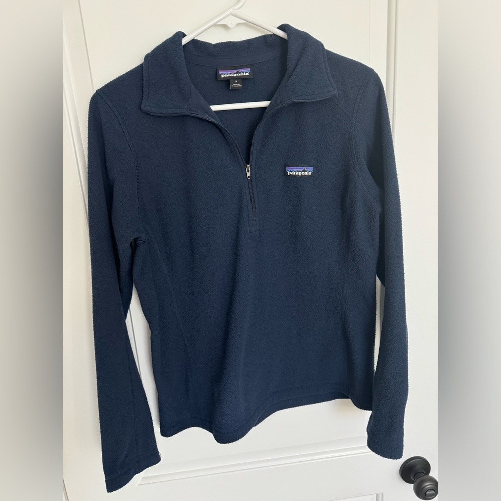 Women’s size small Patagonia 1/4 zip fleece
